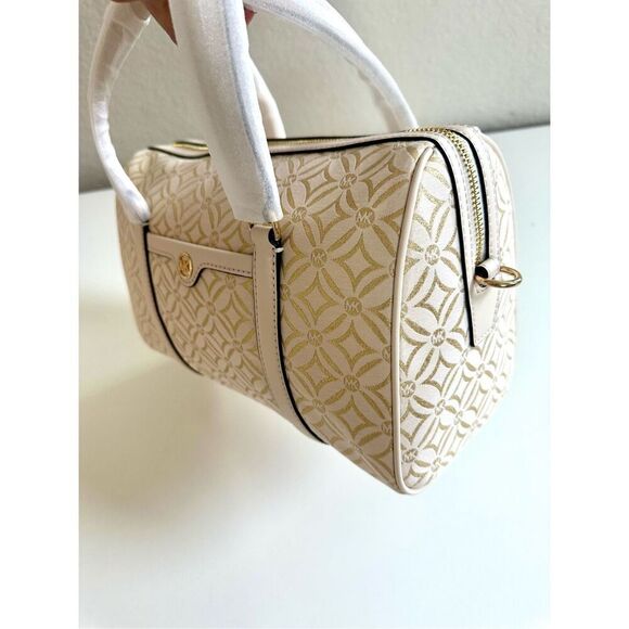 Michael Kors medium logo jacquard duffle bag crossbody •New with tags - Picture 2 of 16